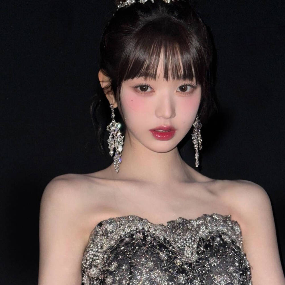 女神大人↖(^ω^)↗