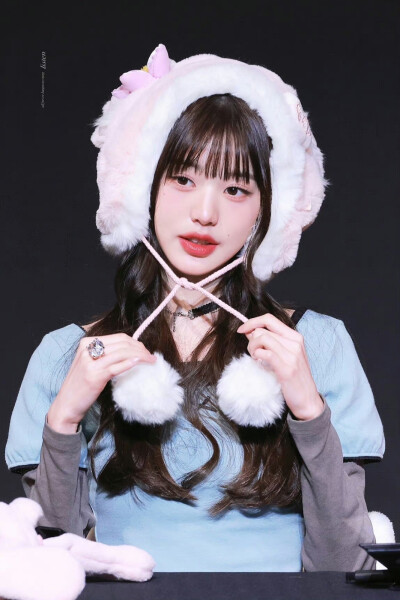 张元英 wonyoung