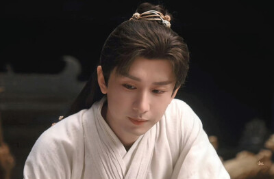 菩萨
cr@绿色温柔的安宝
#成毅莲花楼# ​​​