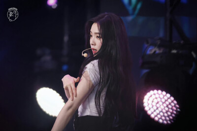 裴珠泫 Irene