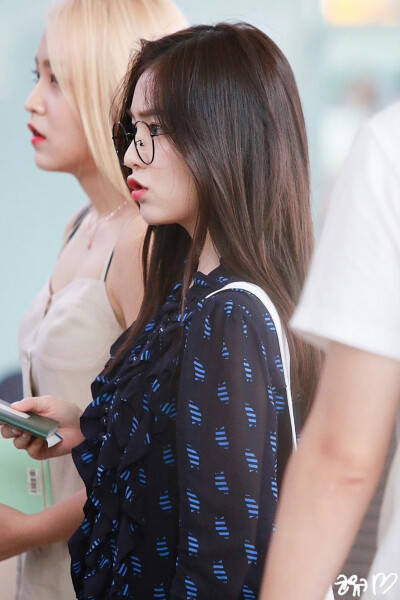 裴珠泫 Irene