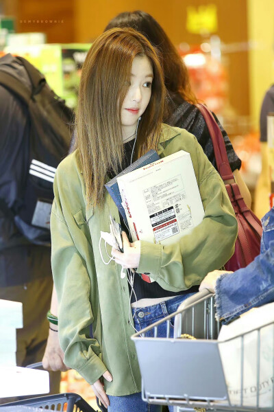 裴珠泫 Irene