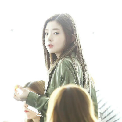 裴珠泫 Irene
