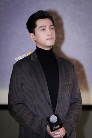 男星