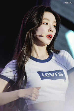 裴珠泫 Irene