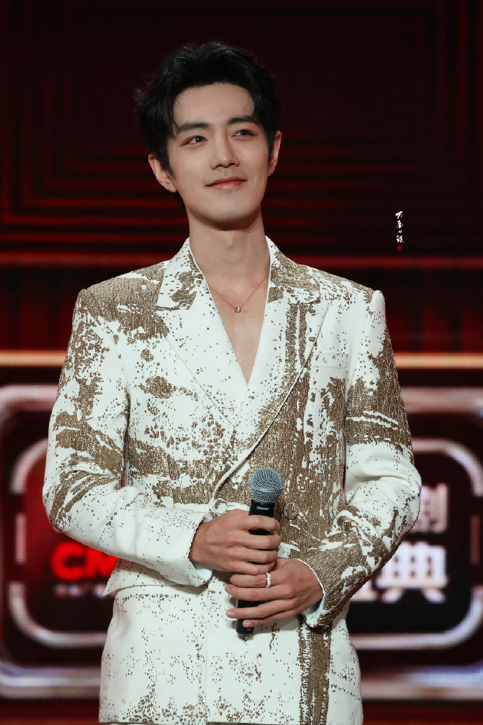 肖战 | 中国电视剧年度盛典官宣 2024.1.12 cr：不要回头·肖战 