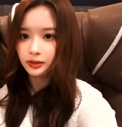 雪允 sullyoon