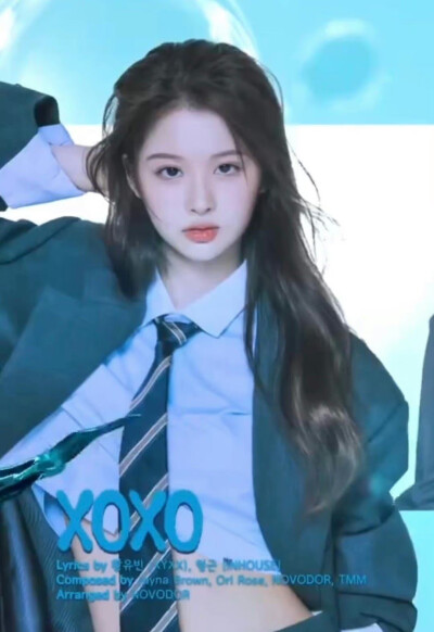 雪允 sullyoon