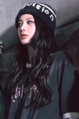 雪允 sullyoon