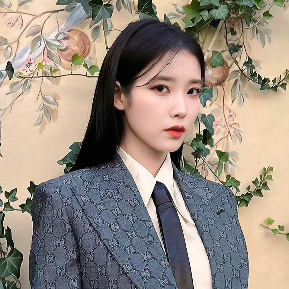 IU の 头像