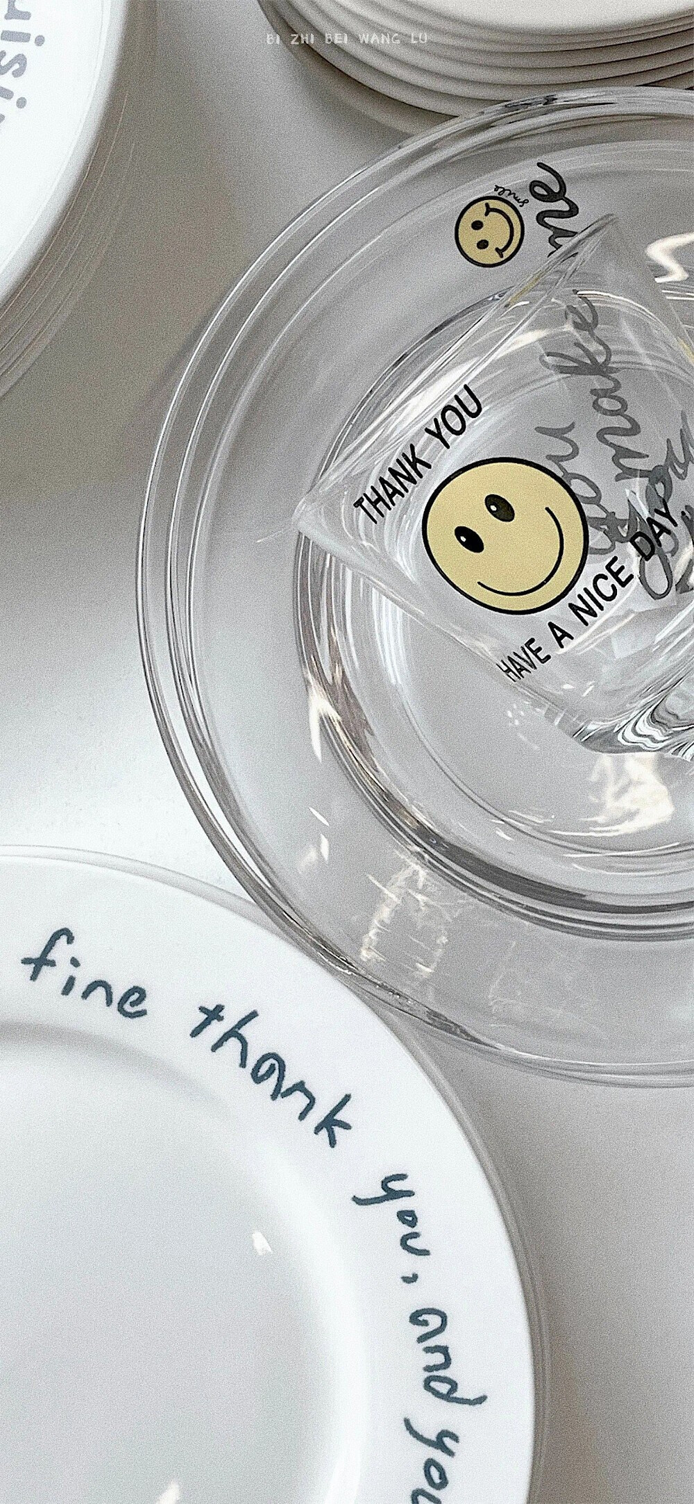 白色小众ins壁纸