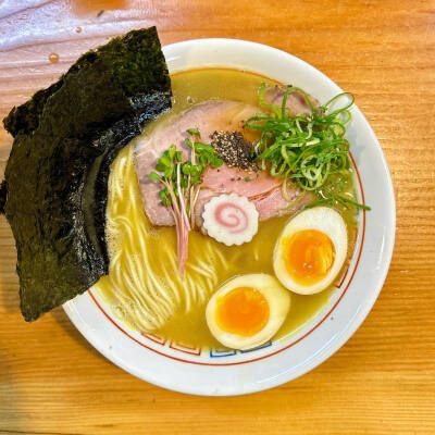 骨拉面 溏心蛋 鱼板 名古屋ちゃんぽん 時鳥