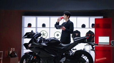 2024.1.5.COTTICOFFEE库迪咖啡品牌代言人王一博
“再要一杯咖啡☕️”