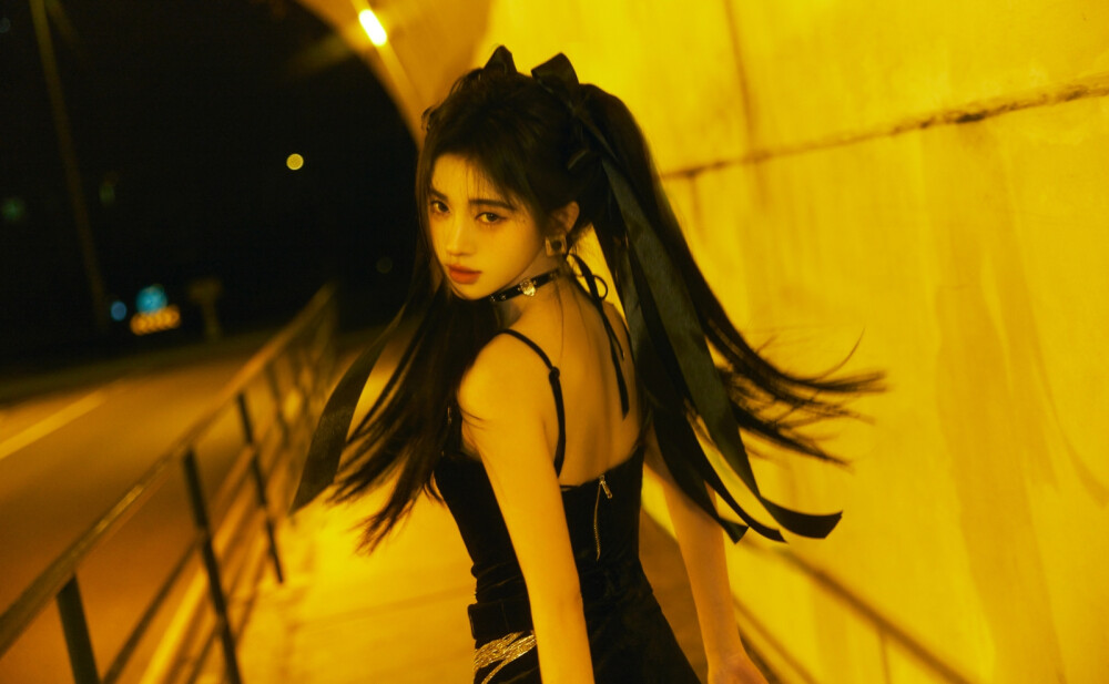 #鞠婧祎，跨年晚会，恋爱告急