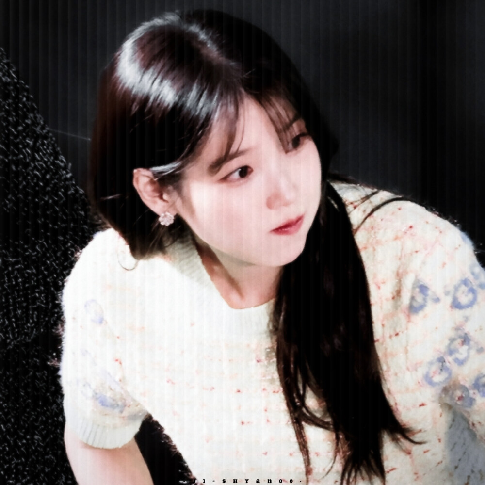 IU^
＊黄昏与四季сезон(Die jahreszeiten.）/°
文案殷知瑶