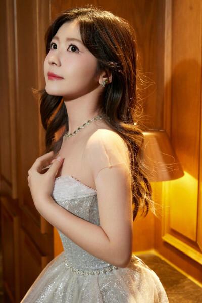 赖美云