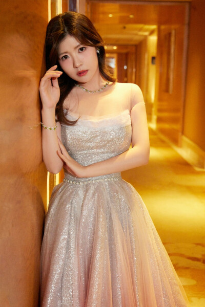 赖美云