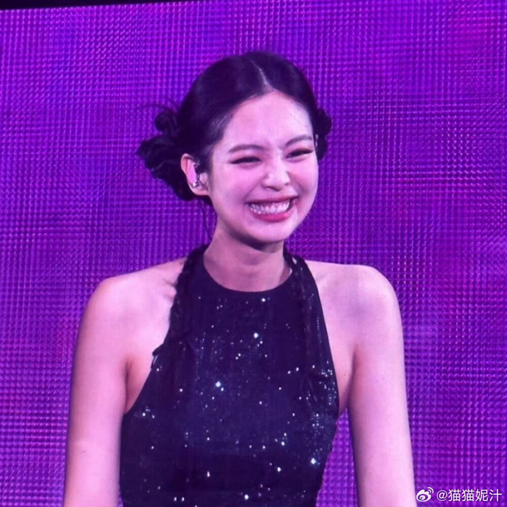 Jennie
cr.logo