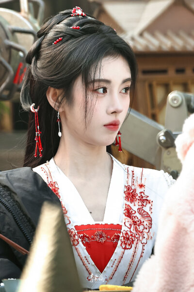 鞠婧祎▪
cr.青雾橘