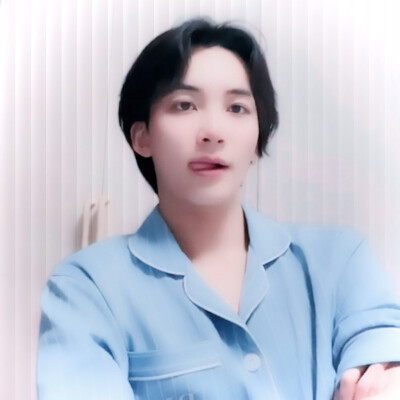 哈尼嘿～
^尹净汉JEONGHAN