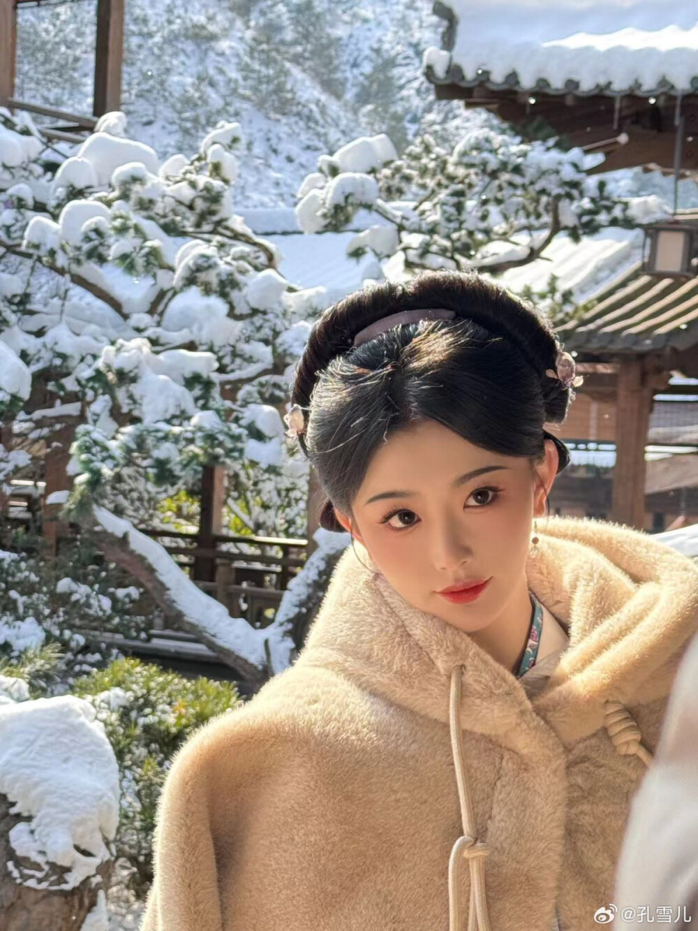 孔雪儿