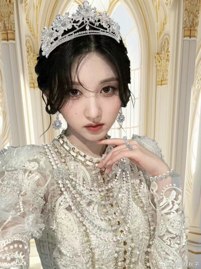 金秋天GAEUL