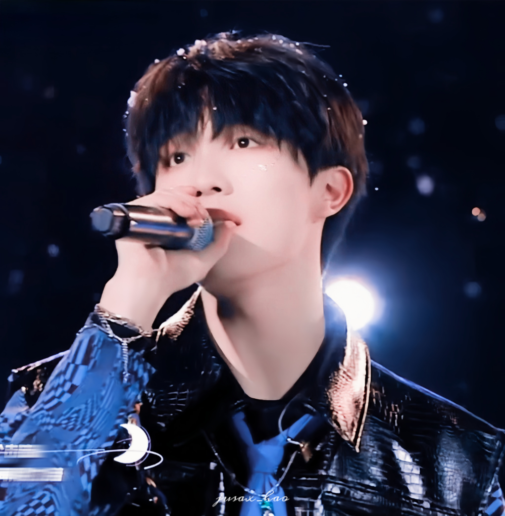 苏新皓
禁抹水印，二传二改，仅当头像