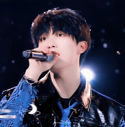 苏新皓
禁抹水印，二传二改，仅当头像