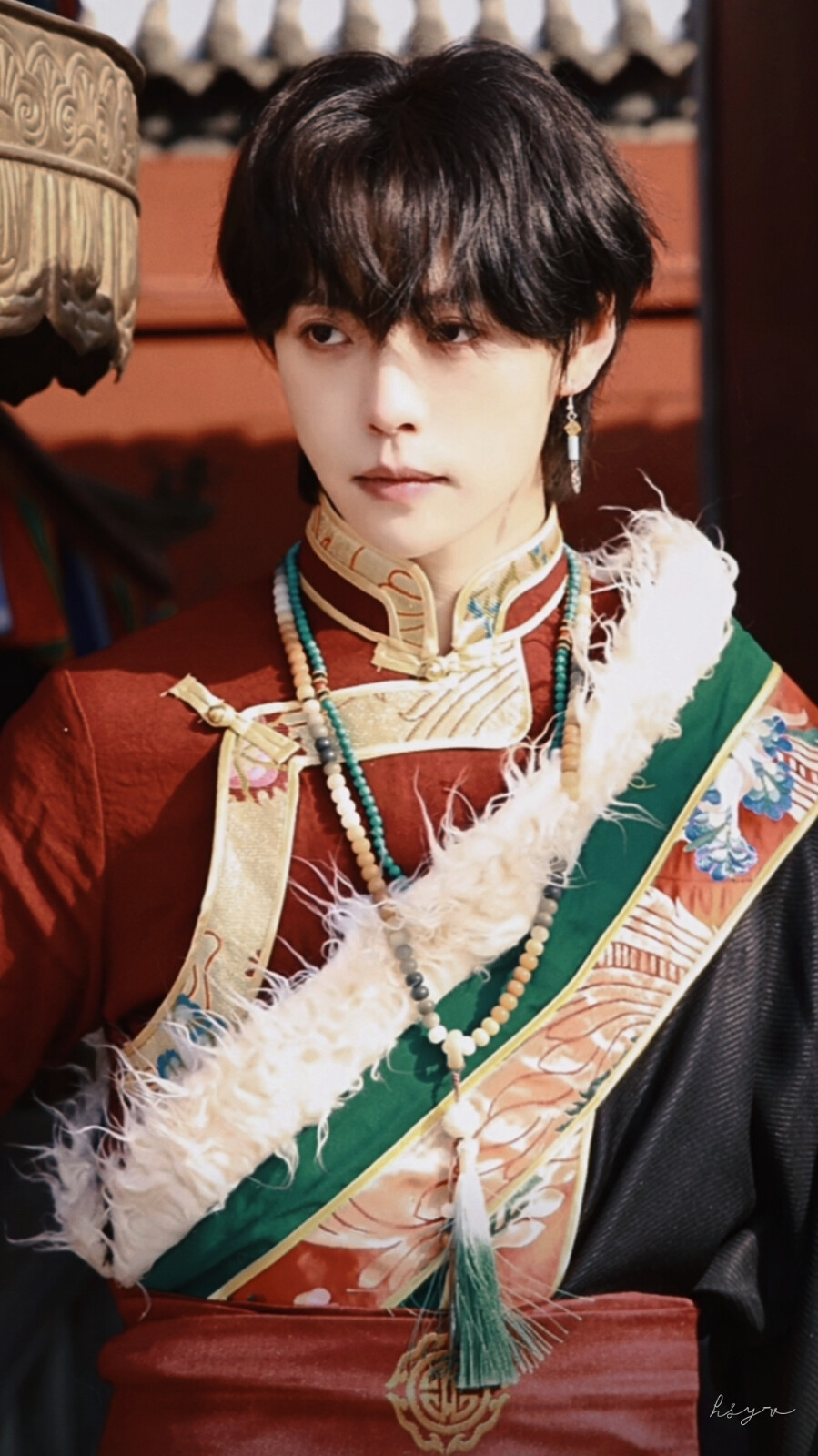 肖宇梁
240123
©HSY-V