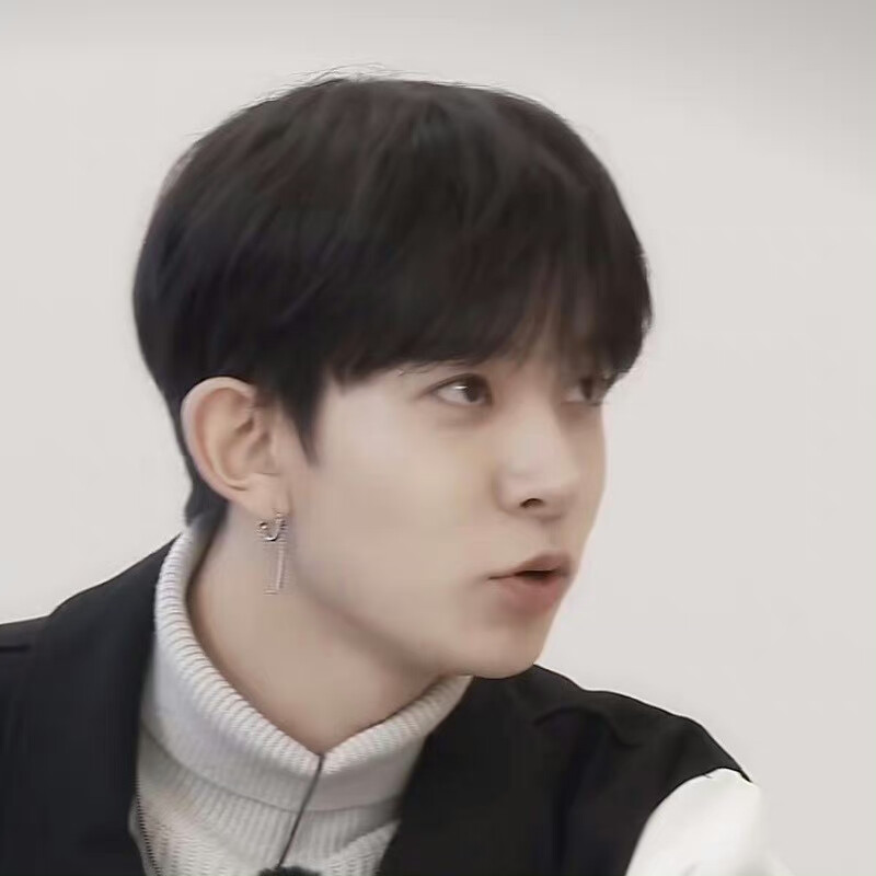 李羲承头像 李羲承糊图头像