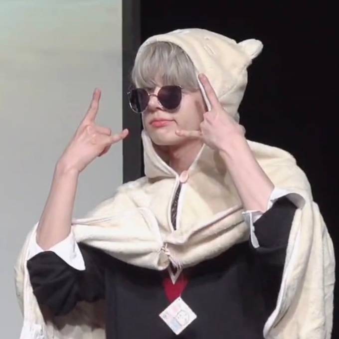 李羲承头像 李羲承糊图头像