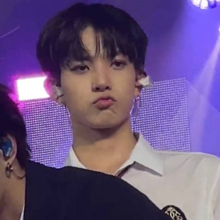 李羲承头像 李羲承糊图头像