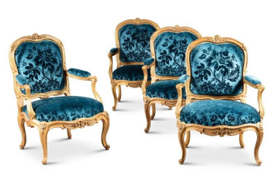 一套路易十五镀金木扶手椅，Nicolas Heurtaut，约1750，曾由休伯特收藏