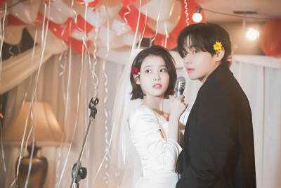 IU | Love wins all花絮
cr:__南宫_