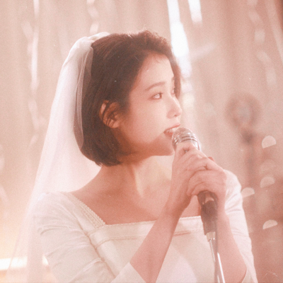 IU | Love wins all
cr:__南宫_