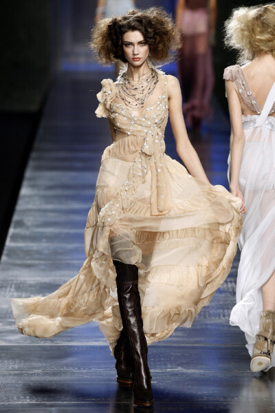 Dior 2010 秋冬 长裙系列 ​​​