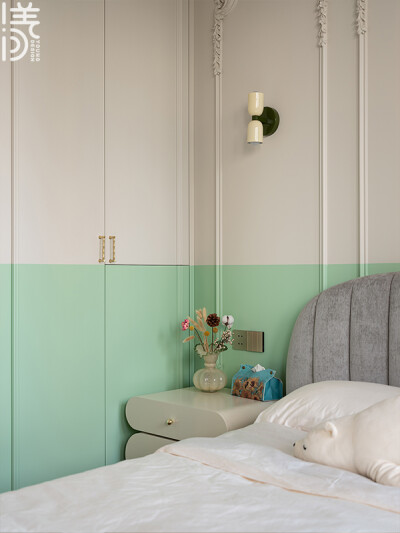 项目名称：海予流光
项目设计：深圳漾空间设计有限公司
软装实施：深圳漾空间设计有限公司
项目地点：深圳红树西岸
项目面积：147平
装修风格：轻法式