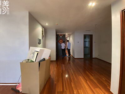 项目名称：海予流光
项目设计：深圳漾空间设计有限公司
软装实施：深圳漾空间设计有限公司
项目地点：深圳红树西岸
项目面积：147平
装修风格：轻法式