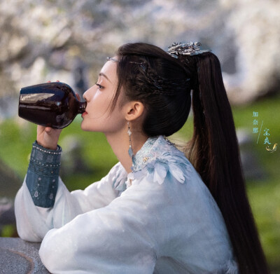 宴爽