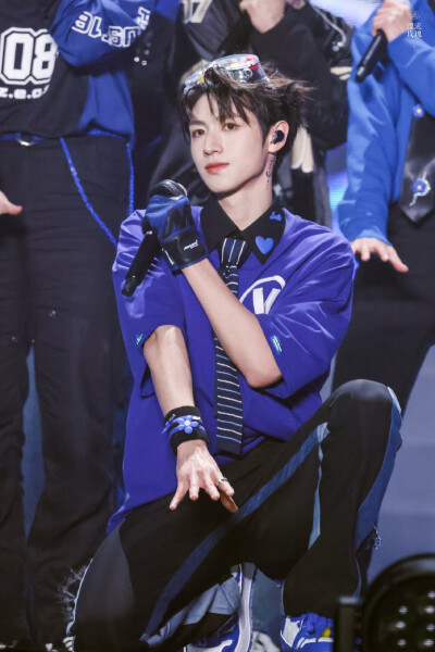 新年音乐会
朱志鑫