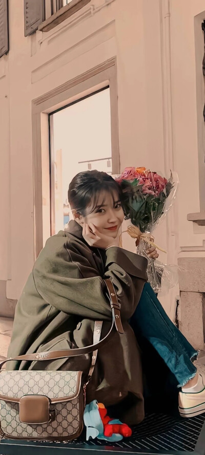 IU