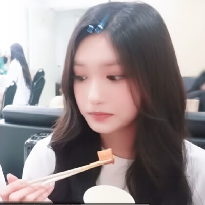 ►李瑞头像