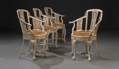 一套曾由英国首任印度总督沃伦·黑斯廷斯收藏的珍贵家具于近日亮相拍场，以3,762,000英镑（折合人民币约30,978,926.35元）的高价拍出，这套家具打造于1785年，通体雕刻着精美的棕榈叶花纹。