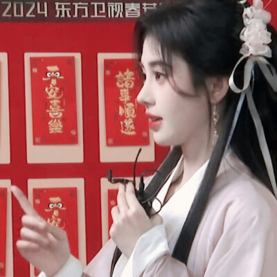 ▪鞠婧祎
cr.栗川一茶