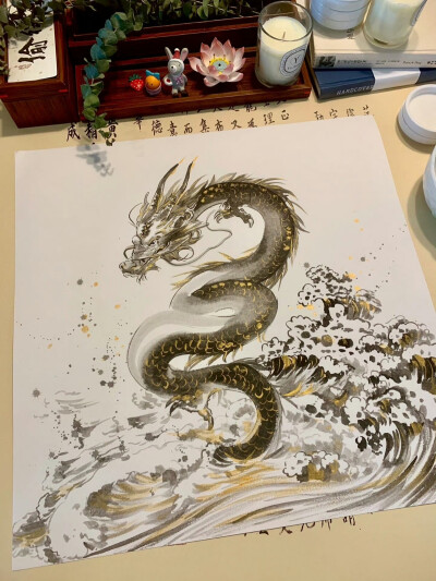 东方美学丨龙行大运
＃手绘＃国画＃壁纸＃龙年贺图