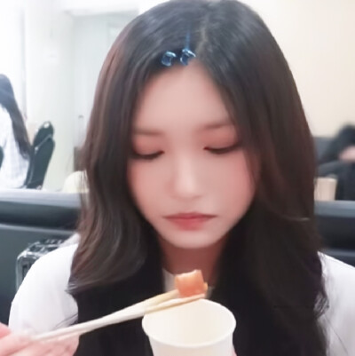 ►李瑞头像