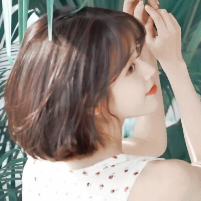 IU
原截小黄君