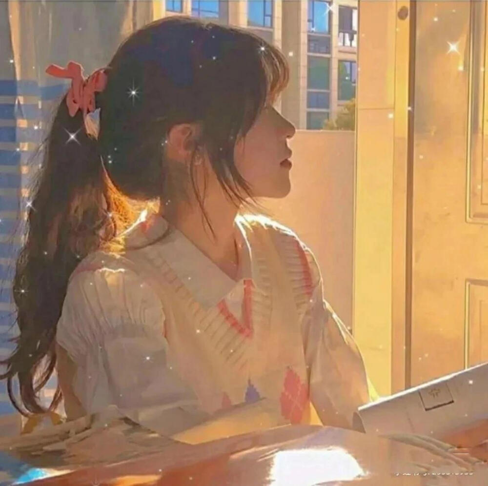 超美真人女生头像