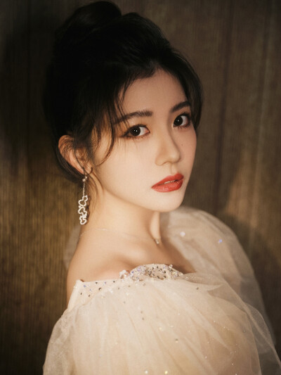 赖美云