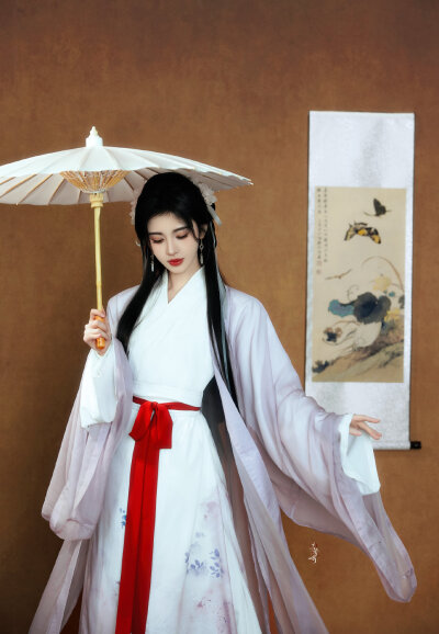 ▪鞠婧祎
cr.青雾橘